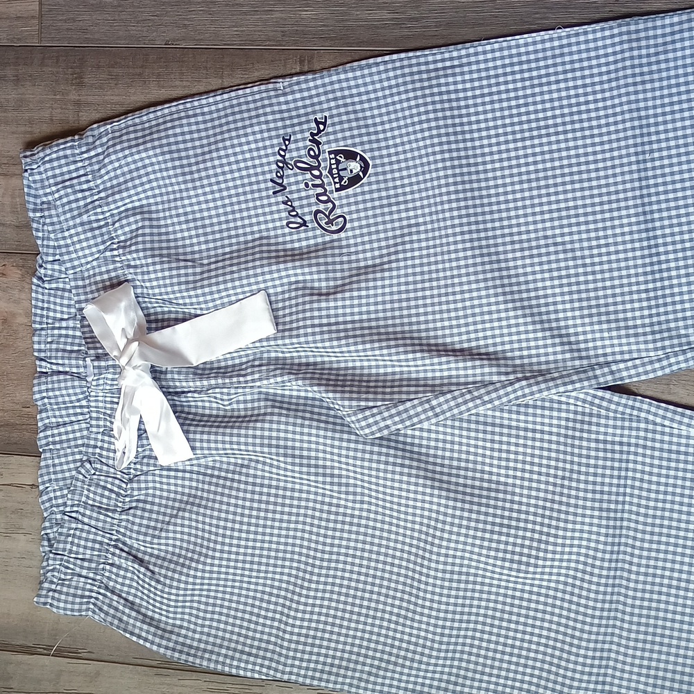 Las Vegas Raiders Pants Scrubs PJ's Women's Size  M